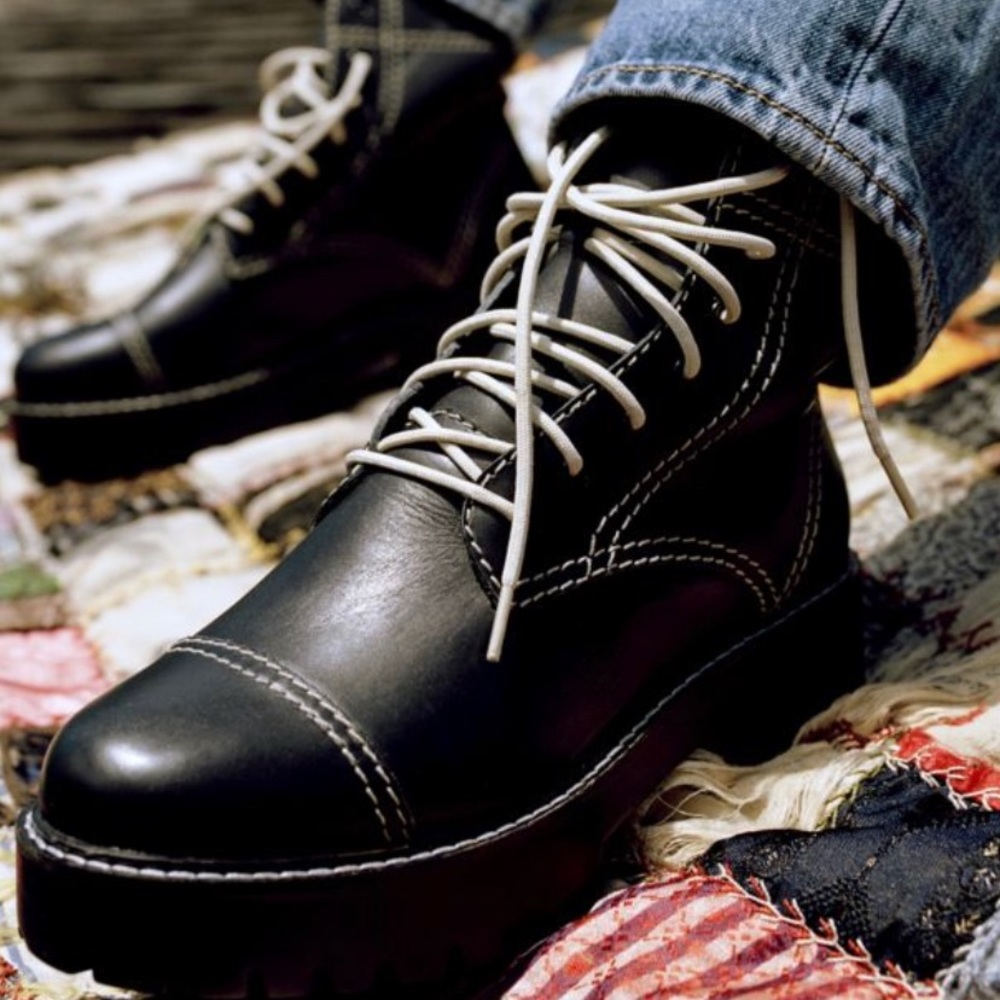 UO Juliette Treaded Lace-up boot